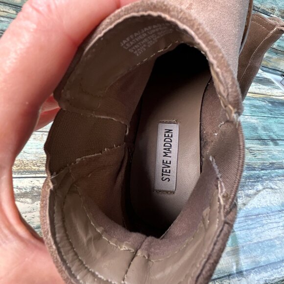 Steve Madden Jaffa Chelsea Boots Womens 7M Brown Suede Pull On Biker Moto Casual - Picture 4 of 12